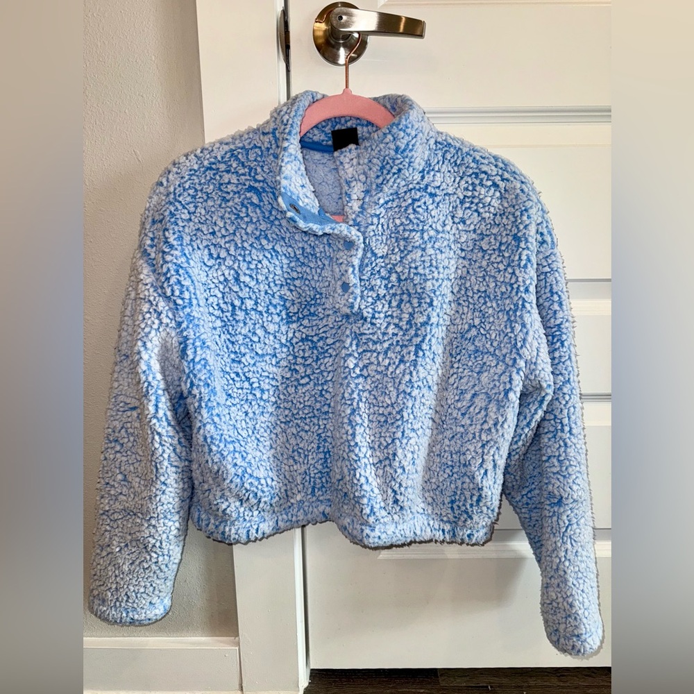 PacSun Light Blue Teddy Crop Pullover Size Small 🩵
